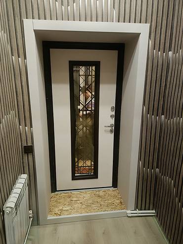 Дверь с лазерной резкой